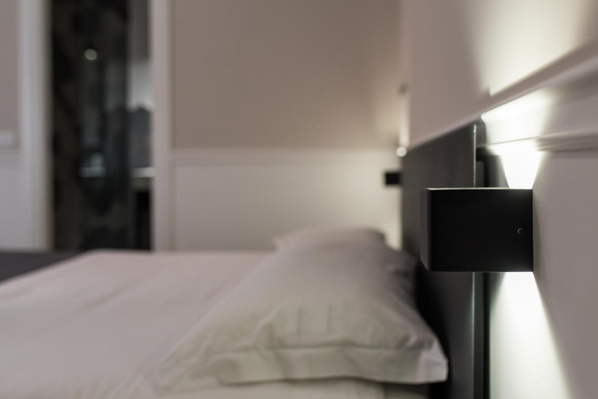 Five Boutique 2* Neapel